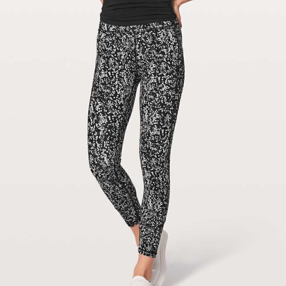 Lululemon In Movement 7/8 Tight *Everlux 25" - 6 Chirasu Black